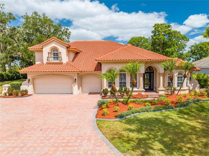 Image No.10-5 Bed House for sale