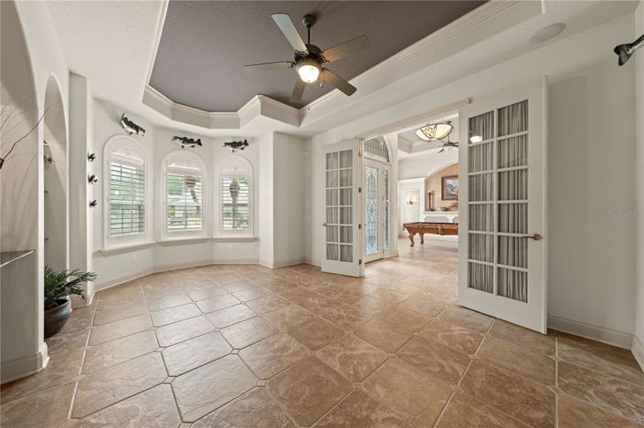 Image No.15-5 Bed House for sale