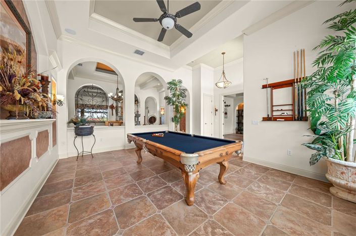 Image No.17-5 Bed House for sale