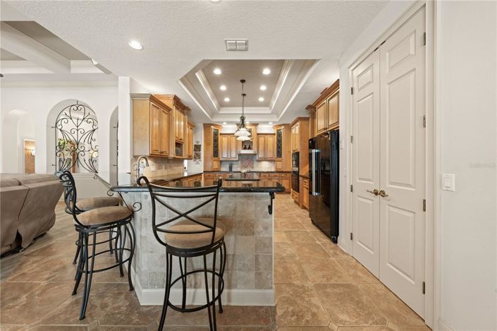 Image No.25-5 Bed House for sale