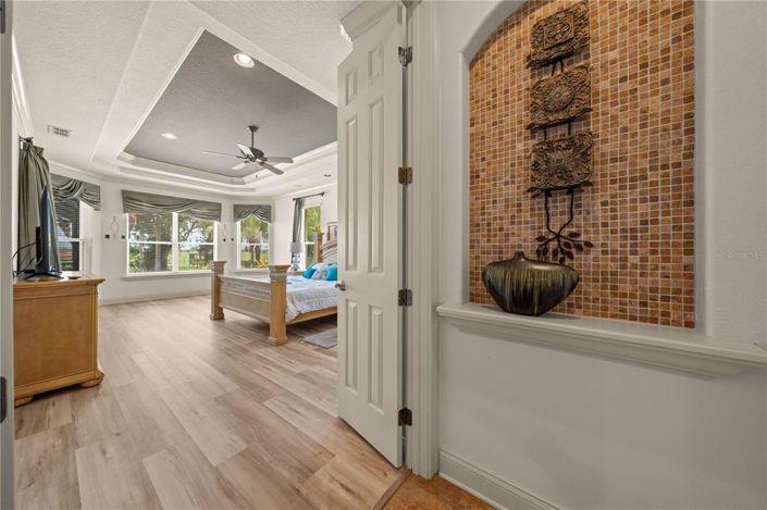 Image No.39-5 Bed House for sale