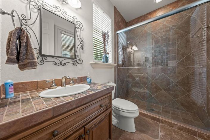 Image No.58-5 Bed House for sale