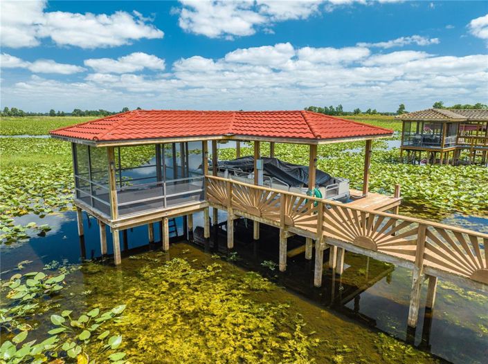 Image No.6-5 Bed House for sale