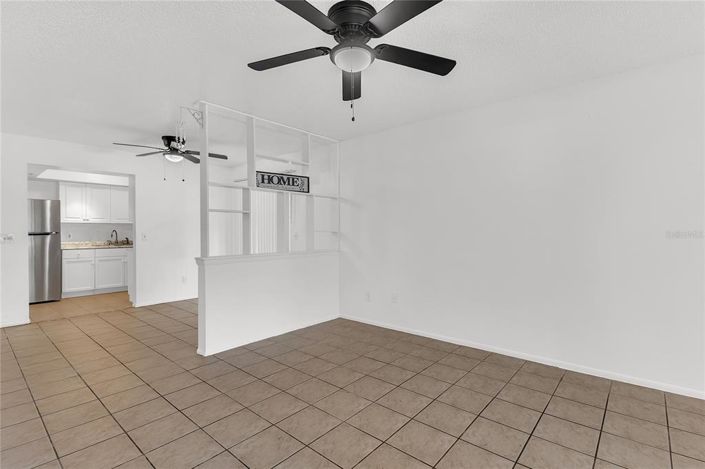 Image No.15-4 Bed House for sale