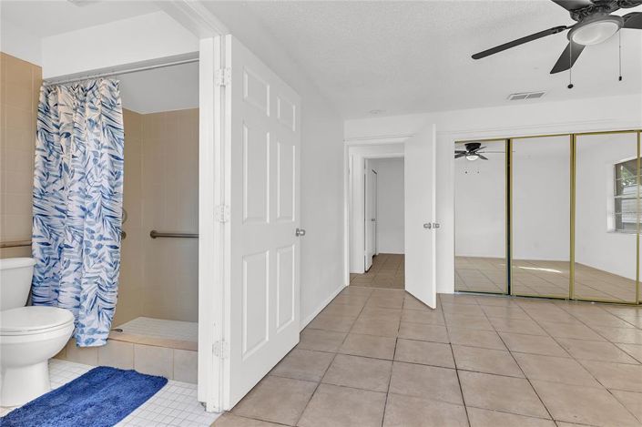 Image No.25-4 Bed House for sale