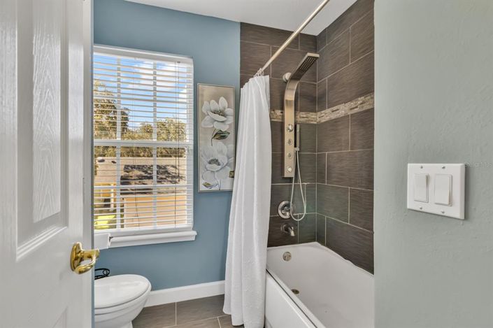 Image No.44-4 Bed House for sale