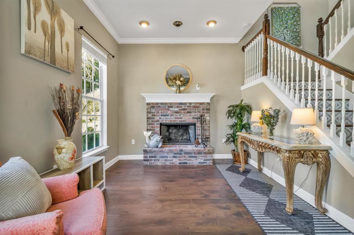 Image No.6-4 Bed House for sale