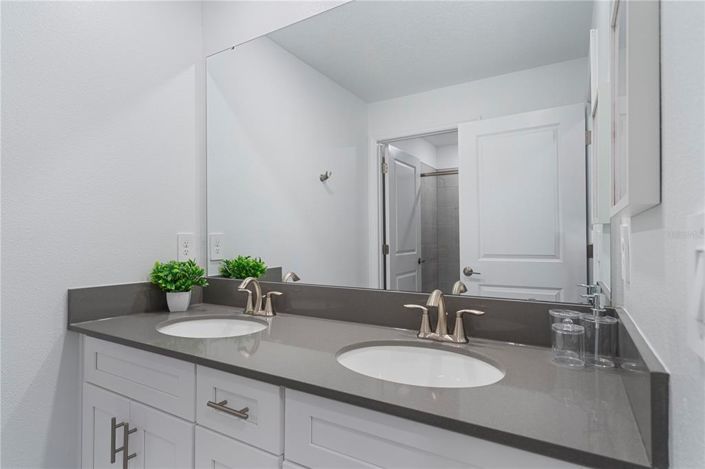 Image No.31-4 Bed Townhouse for sale