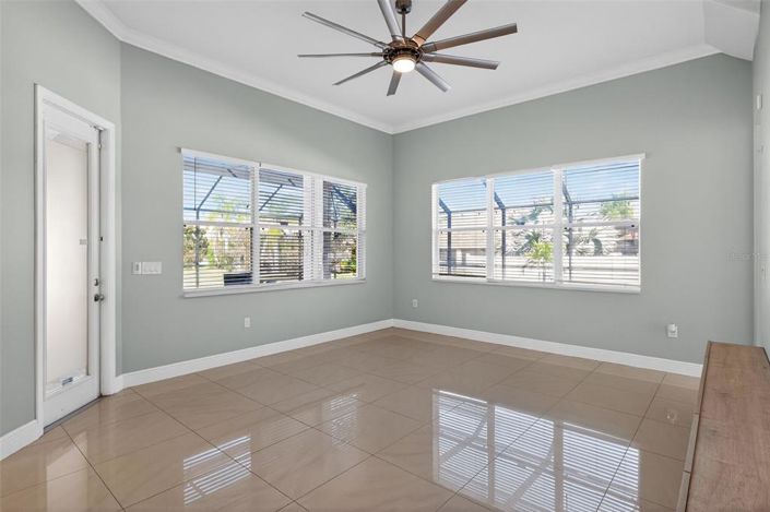 Image No.15-5 Bed House for sale