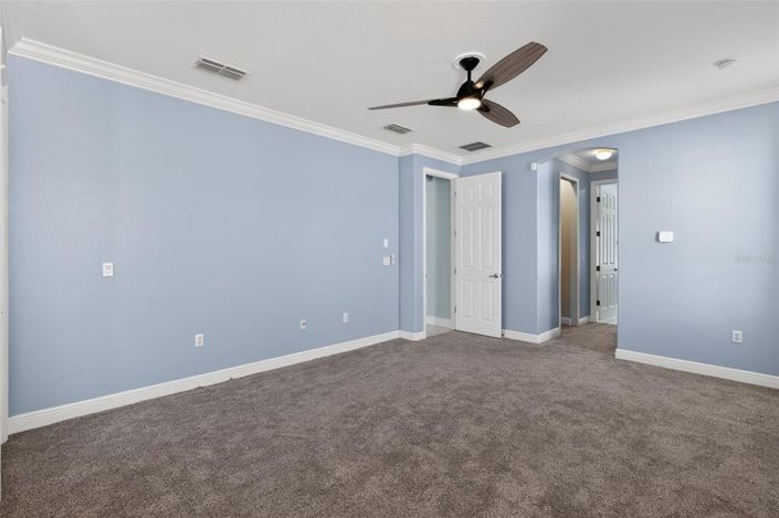 Image No.18-5 Bed House for sale