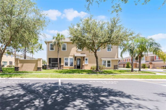 Image No.29-4 Bed Townhouse for sale