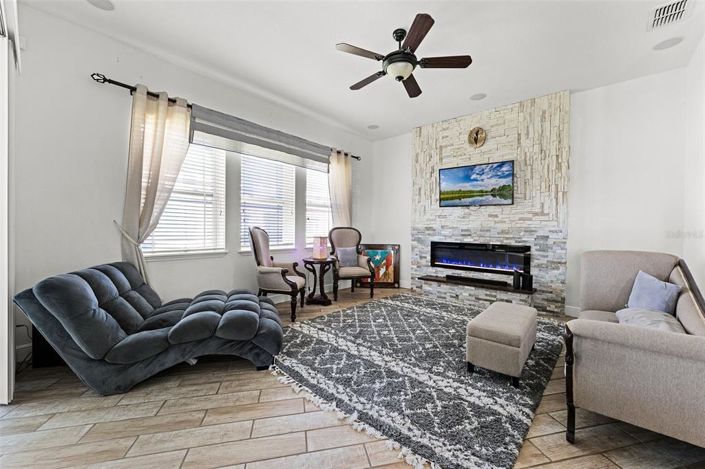 Image No.3-4 Bed Townhouse for sale