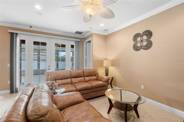 Image No.10-4 Bed House for sale