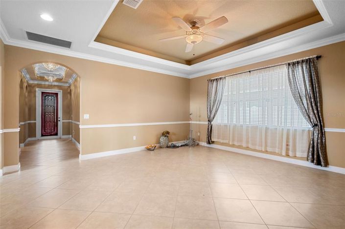 Image No.7-4 Bed House for sale