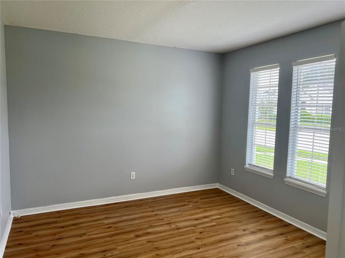 Image No.11-5 Bed House for sale