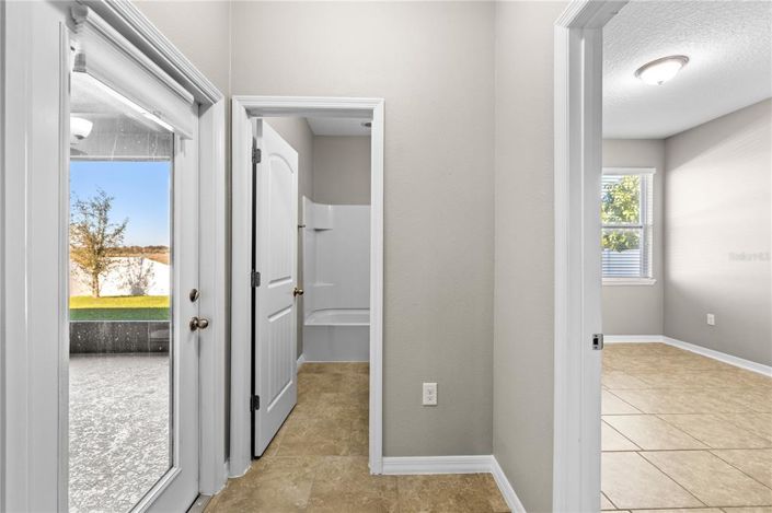 Image No.21-4 Bed House for sale