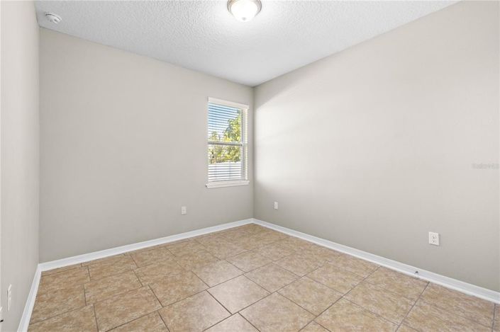 Image No.22-4 Bed House for sale