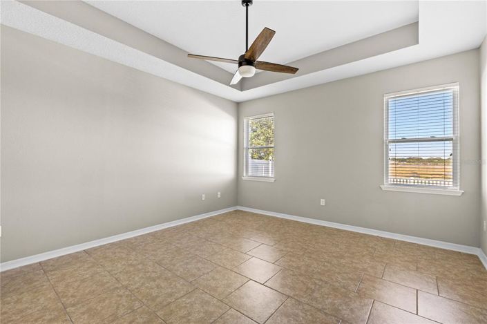 Image No.25-4 Bed House for sale