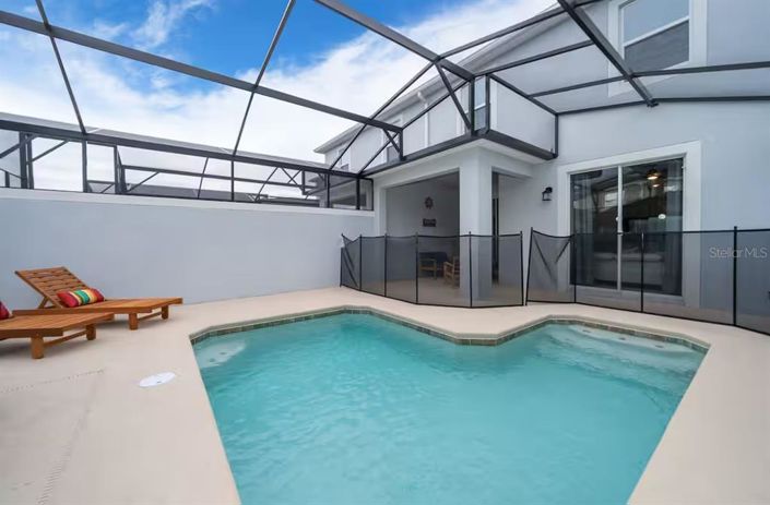 Image No.16-4 Bed Townhouse for sale