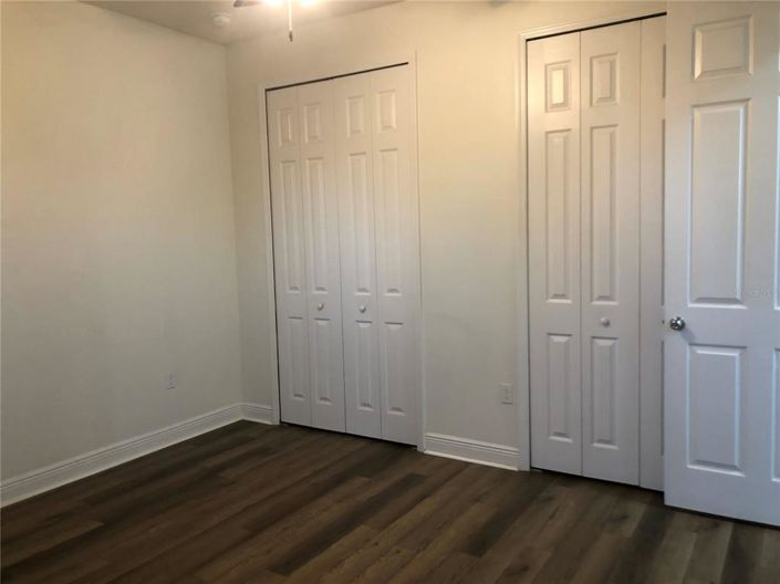 Image No.18-4 Bed House for sale