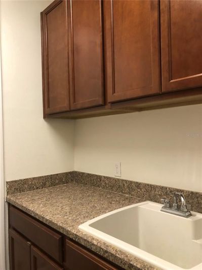 Image No.20-4 Bed House for sale