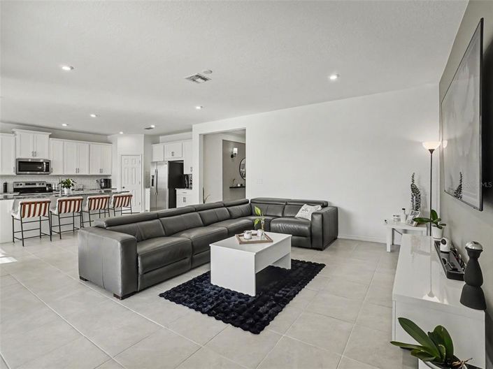 Image No.5-4 Bed House for sale