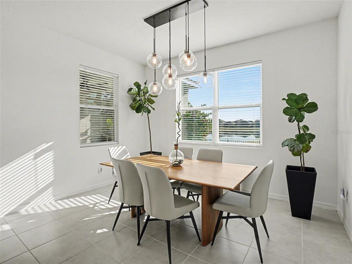 Image No.8-4 Bed House for sale