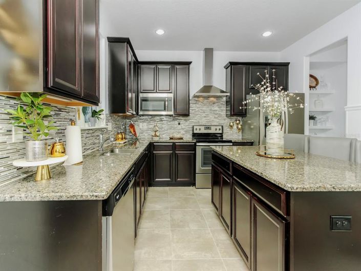 Image No.11-4 Bed House for sale