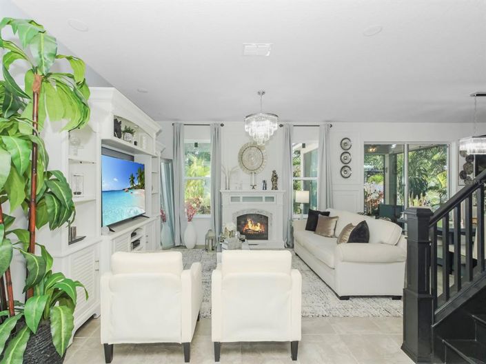 Image No.7-4 Bed House for sale