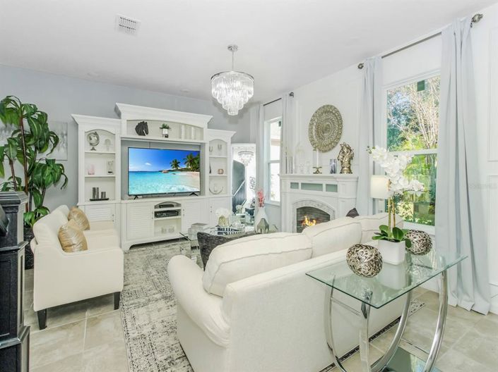 Image No.8-4 Bed House for sale