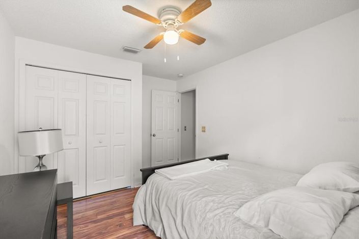 Image No.23-5 Bed House for sale