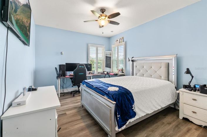 Image No.42-5 Bed House for sale