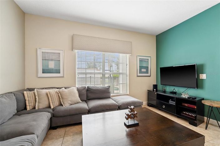 Image No.11-4 Bed Townhouse for sale