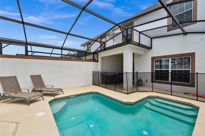 Image No.26-4 Bed Townhouse for sale