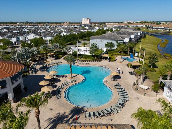 Image No.29-4 Bed Townhouse for sale