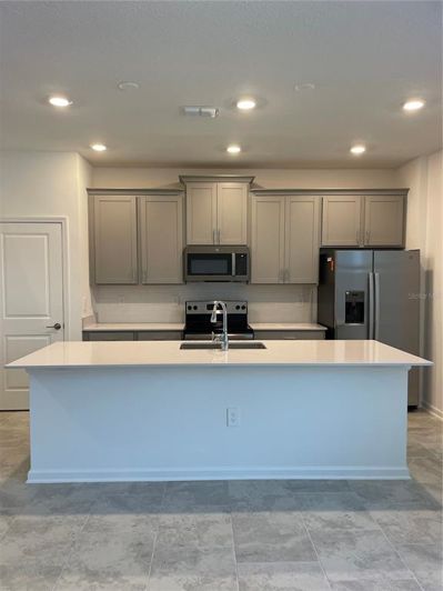 Image No.10-4 Bed Townhouse for sale