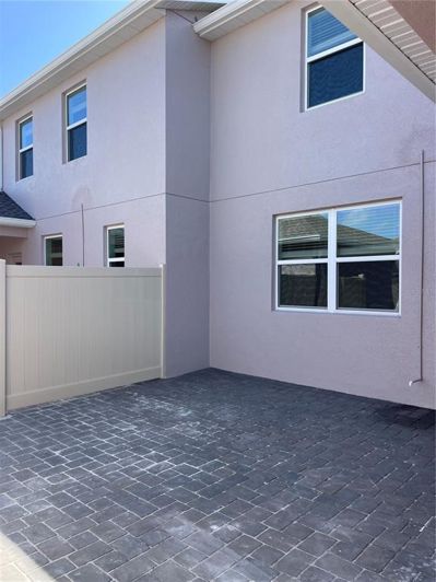 Image No.15-4 Bed Townhouse for sale