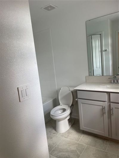 Image No.23-4 Bed Townhouse for sale