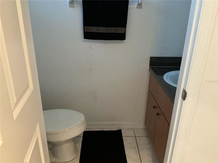 Image No.20-3 Bed Townhouse for sale