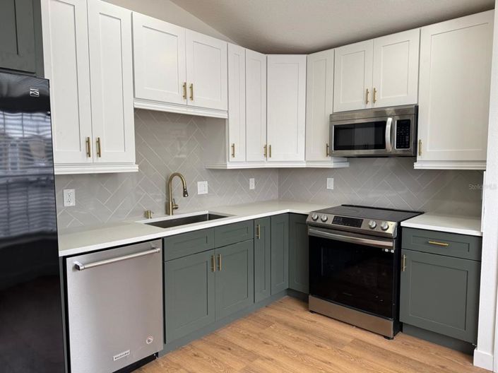 Image No.4-4 Bed House for sale