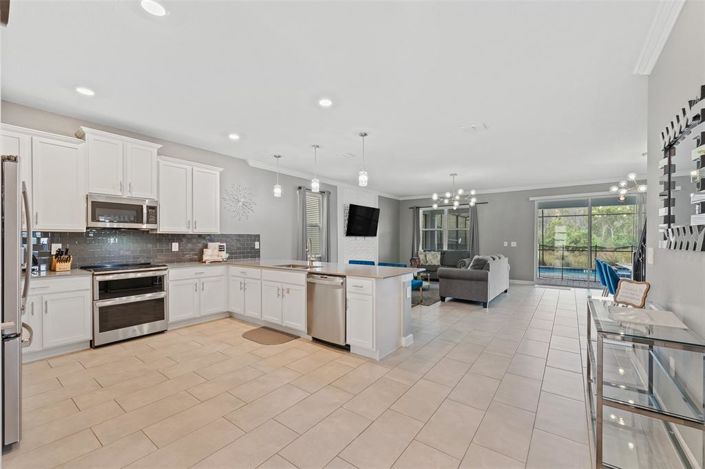 Image No.15-9 Bed House for sale