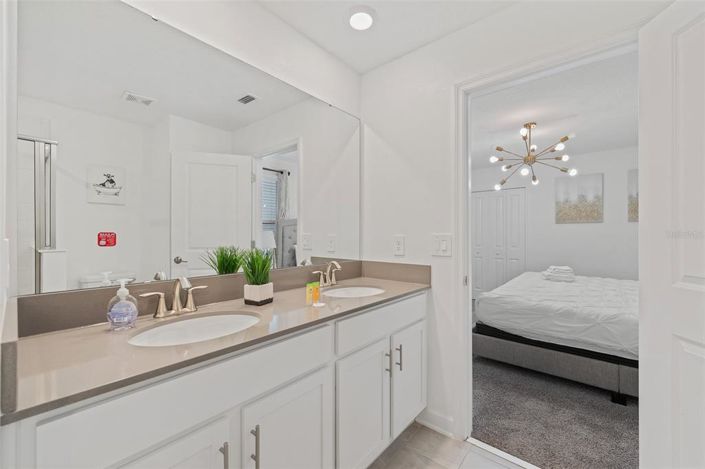 Image No.33-9 Bed House for sale