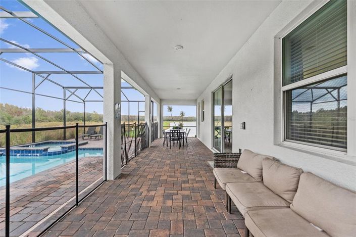 Image No.43-9 Bed House for sale