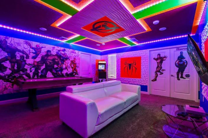 Image No.26-8 Bed House for sale