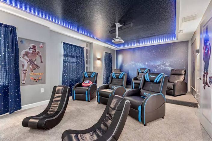 Image No.29-8 Bed House for sale