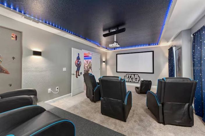 Image No.30-8 Bed House for sale