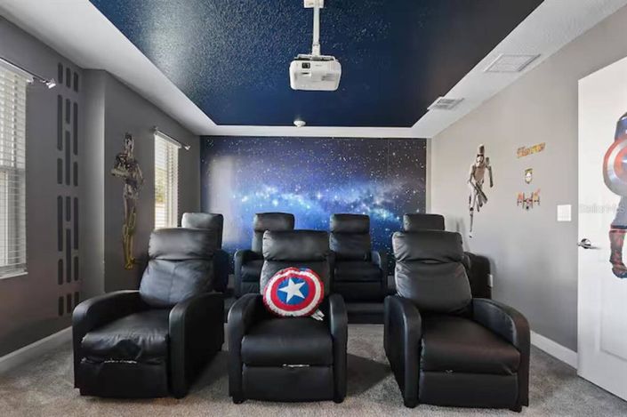 Image No.32-8 Bed House for sale