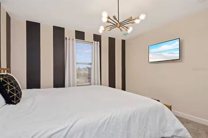 Image No.37-8 Bed House for sale