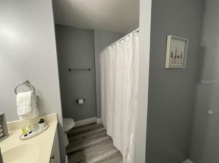 Image No.18-3 Bed Apartment for sale