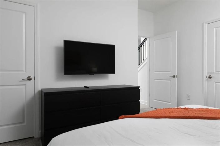 Image No.15-4 Bed Townhouse for sale